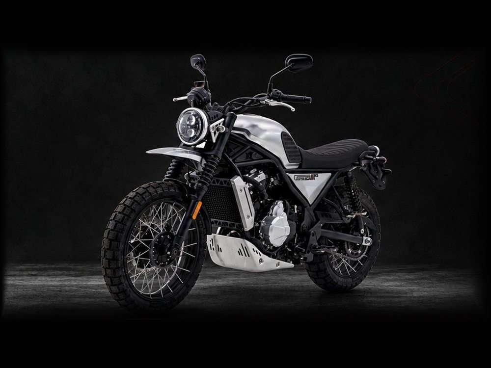 MARSHAL SCRAMBLER 600 2026, moto scrambler de 581 cc